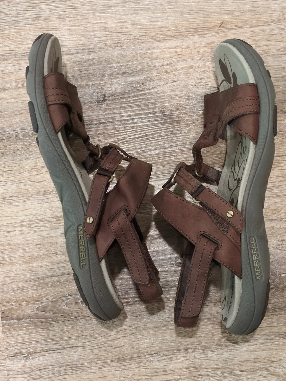 ❤️⭐🩴 NIB Merrell Brown Leather Multi-Strap Women's Sandals size 10 ❤️⭐🩴